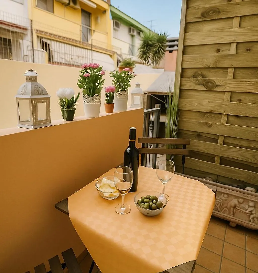 Monolocale Confortevole Uso Esclusivo Quartu SantʼElena